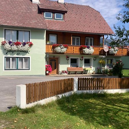 Jagerhaeusl Bed & Breakfast Ramsau am Dachstein Exterior photo