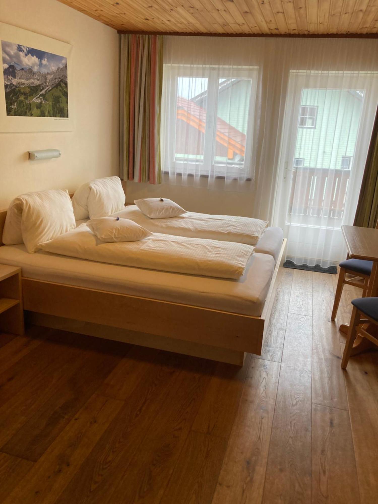 Jagerhaeusl Bed & Breakfast Ramsau am Dachstein Exterior photo