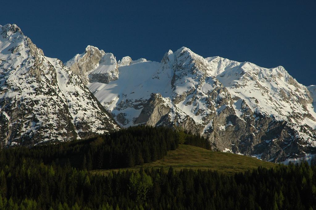 Jagerhaeusl Bed & Breakfast Ramsau am Dachstein Exterior photo
